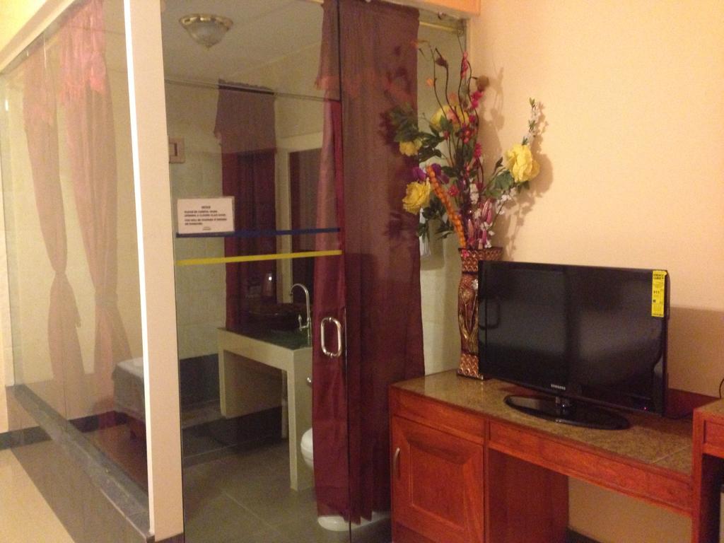 China Town Hotel Кайе Колкер Екстериор снимка