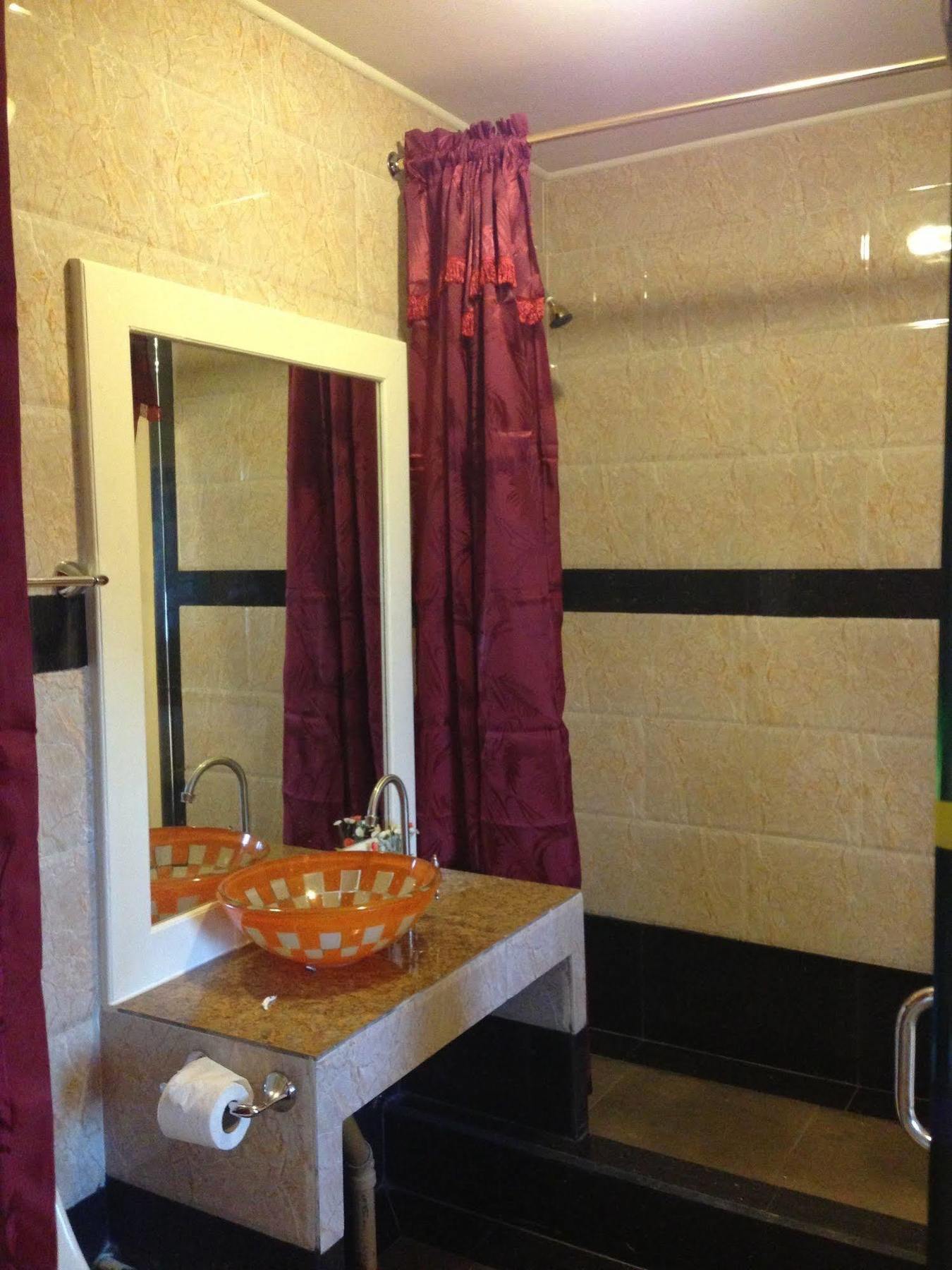 China Town Hotel Кайе Колкер Екстериор снимка